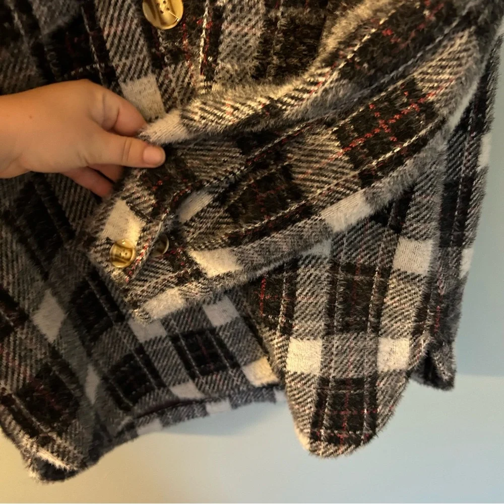 Z Supply Plaid Tucker “Shacket” - Picture 4 of 5